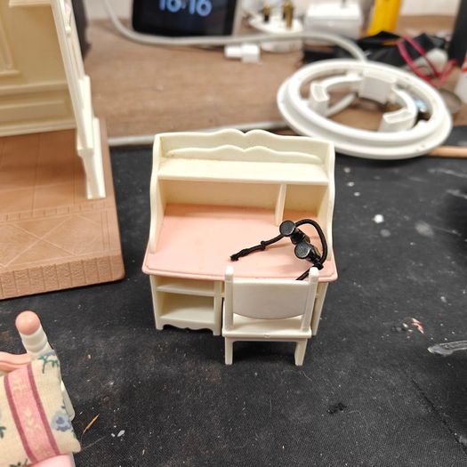 Sylvanian Sweet Shop building and other furniture