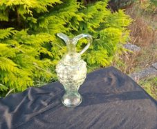 Clear grappe pitcher postage possible