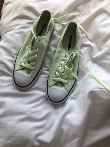 Converse canvas shoes size 5