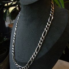 Heavy Italian 925 Sterling Silver Figaro Chain Necklace. 19 inches 8mm link width 39.7g Chunky for Man or Woman