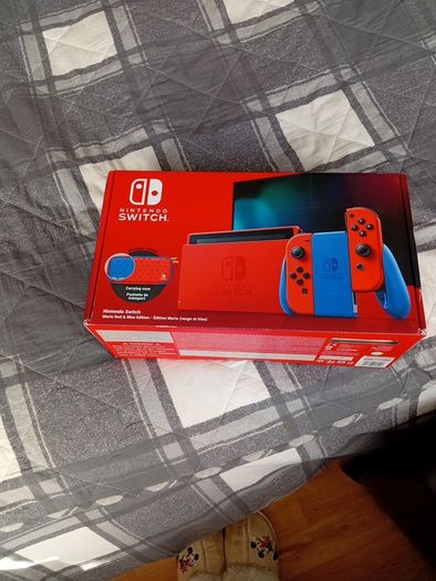 Nintendo switch Mario edition