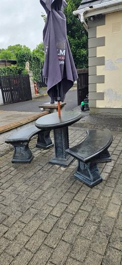 Outdoor Seating