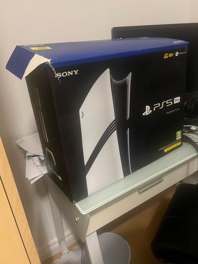 Playstation 5 Pro with disk drive