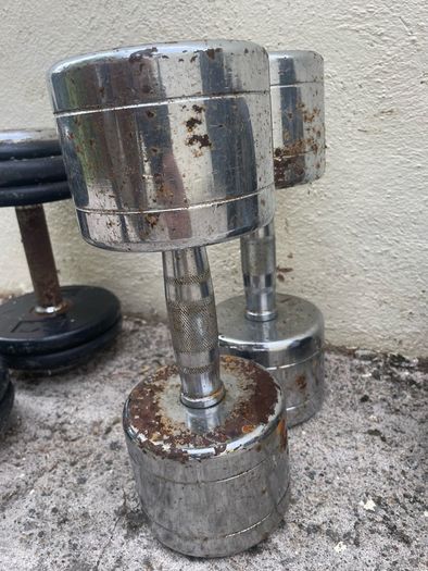 Full set of weights and 20kg Olympic bar