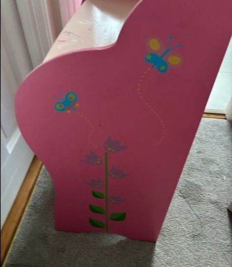 girls dressing table