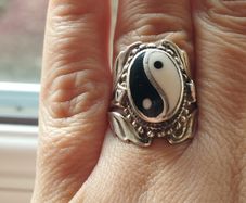 Vintage Yin-Yang Ring in Sterling Silver.