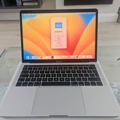 Apple Macbook Pro  2017 Excellent Condition. Intel i5-6267U 2.9GHz 8GB RAM