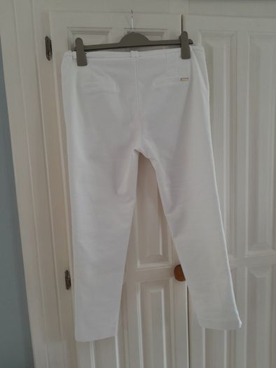 FRESIA White Ankle Grazer Trousers New