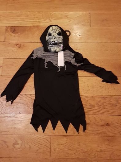 BNWT Age 7-8 Grim Reaper Costume Top