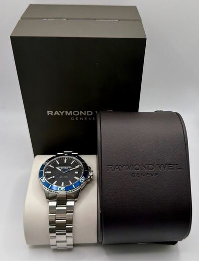 Raymond Weil Tango 42mm