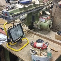 Radial arm saw