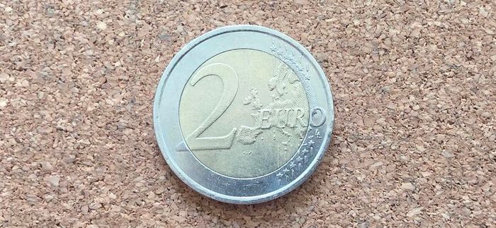 2 euro coin