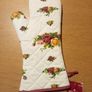Royal Albert " Old Country Roses " Oven Glove Image 2