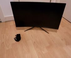 27" Monitor