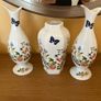 A large collection of vintage Aynsley Fine Bone China Image 6