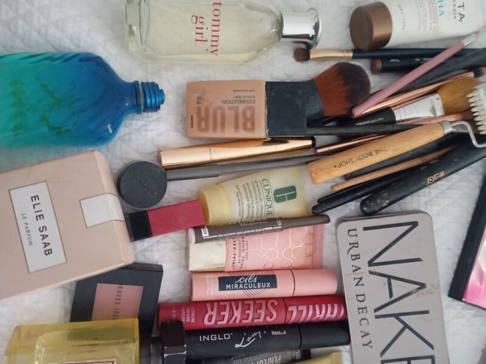Huge Makeup and perfume bundle
