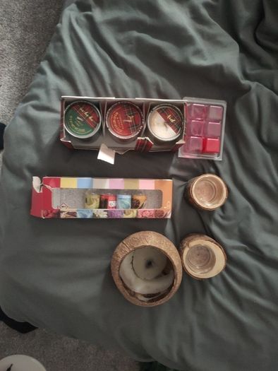 Free Candles, scented oils and a wax melt
