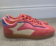 Hoffs Coral Park size 42 trainers