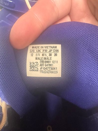 Adidas trainers runners