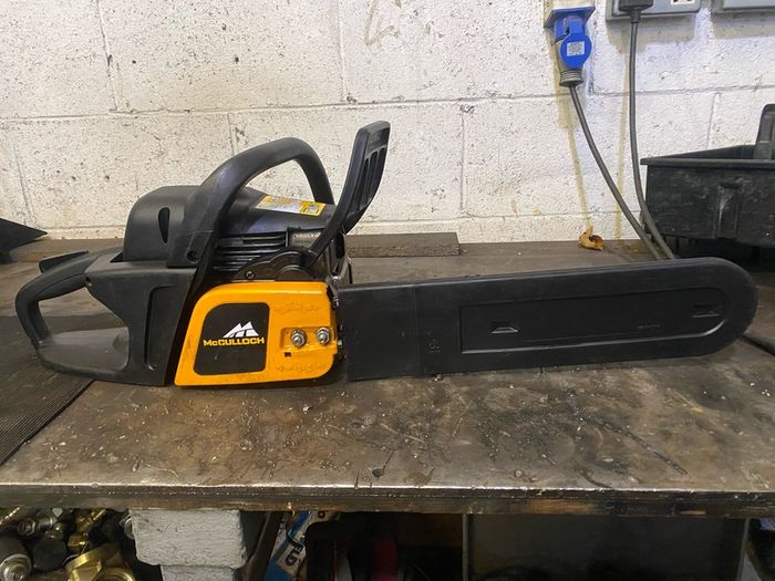 McCulloch Mac 838 Chainsaw