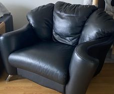 Black Leather Armchair Excellent Condition