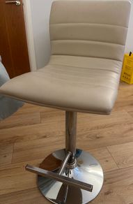 Pair of Cream/Beige Adjustable Bar Stools