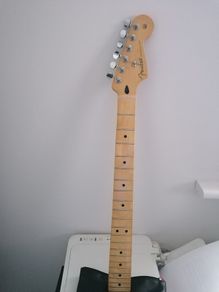 Fender stratocaster neck MIM + machine heads + new nuts