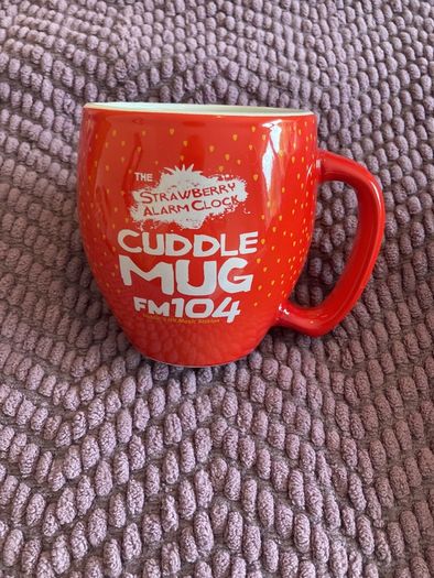 FM 104 Cuddle Mugs