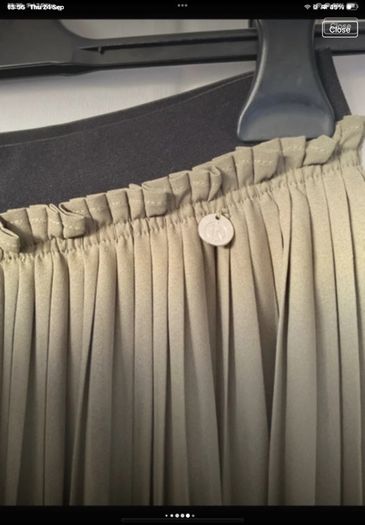 skirt Bnwt relish khaki fine pleat elastic waistband skirt size small