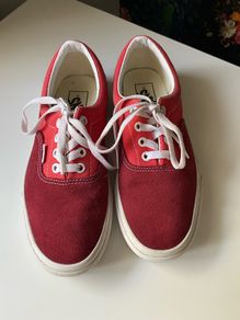 Ladies Vans, burgundy and blush size 5