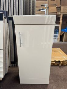 Special Offer - White Cloakroom Vanity Unit & Tap