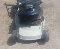 Selfdrive lawnmower