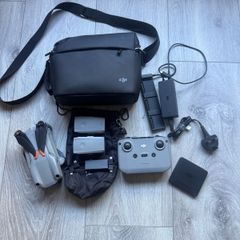 DJI Air 2s fly more combo