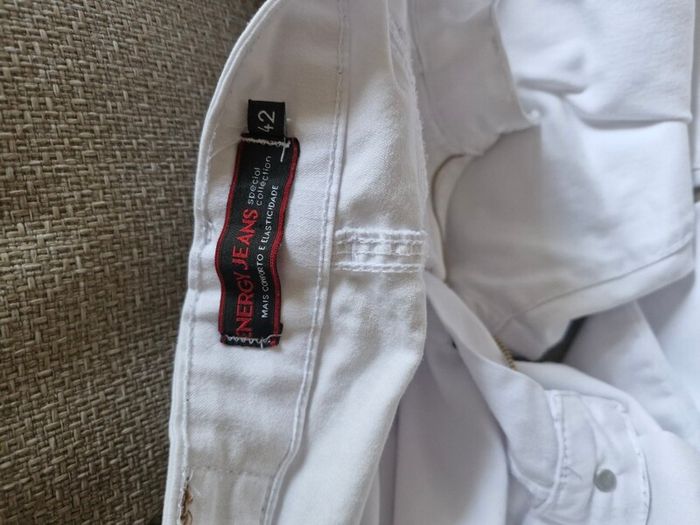 white jeans