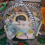Baby Bundle: bathtub, playmat, Rocker for stroller and Rocker (sit-on), pillows Image 4