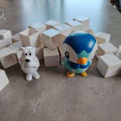 Save the Penguin from Ice Cubes