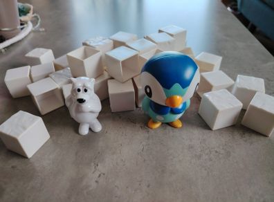Save the Penguin from Ice Cubes