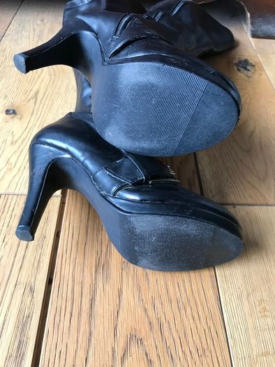 Pre-loved Long Black Boots - Size 4