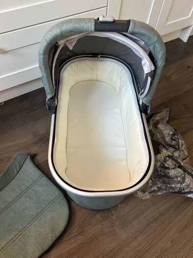 Uppababy Vista 2 travel system