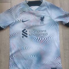 Liverpool F.C. 22/23 - worn once