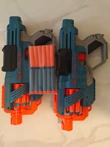 2x Nerf Elite 2.0 Blasters + Darts