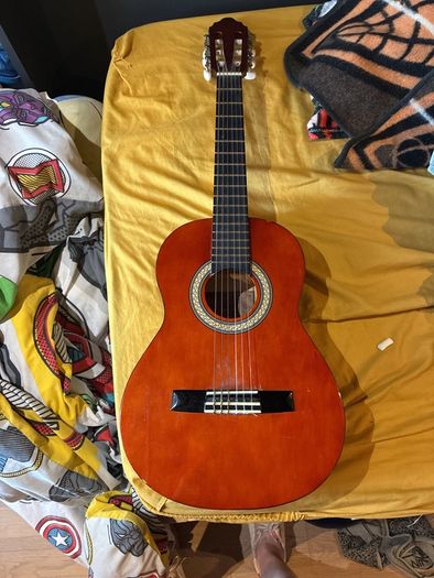 classical guitar valencia