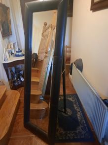 tall floor standing mirror