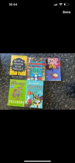 children reading books
