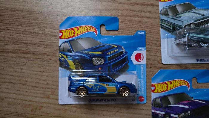 Hot Wheels cars 3 in one pack 1 TH