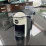 Lavazza Coffee maker & pods & mugs Image 7