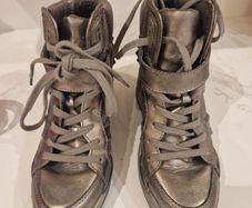Hightops