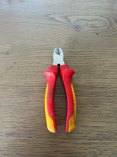 VDE Side Cutters Snips