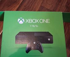 xbox 1 1tb  quick sale