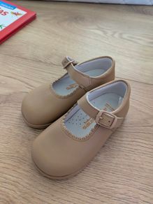 New baby shoes size 22 (UK 5.5)